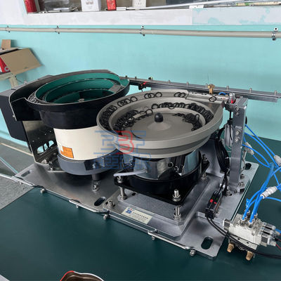 Rotasi magnetik pengumpan getaran Flat Gasket PLC Control Linear Vibrator Bowl
