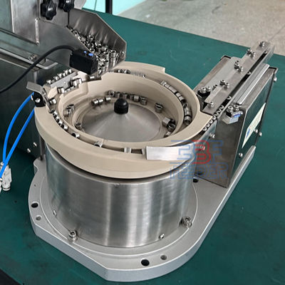 Rotasi magnetik pengumpan getaran Flat Gasket PLC Control Linear Vibrator Bowl
